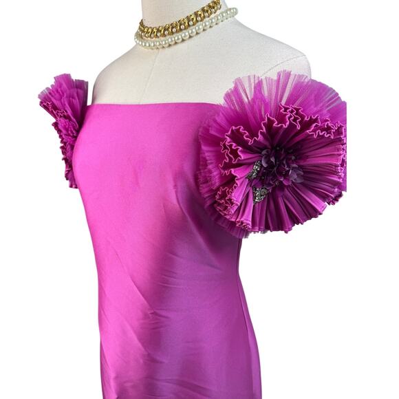 Badgley Mischka Mikado Mermaid Gown Off-Shoulder Pinwheel Flowers pink size 4 - Picture 9 of 15